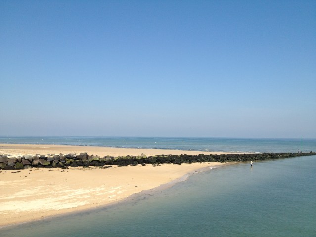 Juno Beach mit Trauerflor